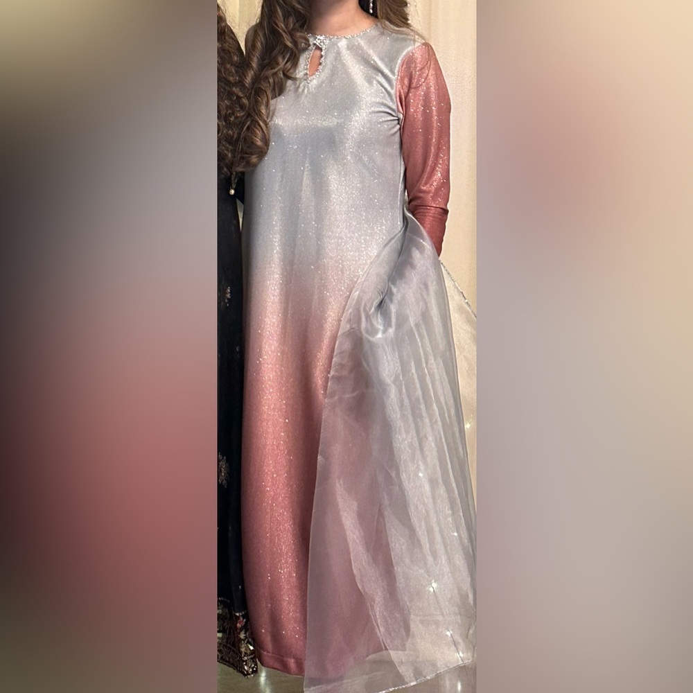 [SOLD] 3 piece Pakistani/Indian Dress